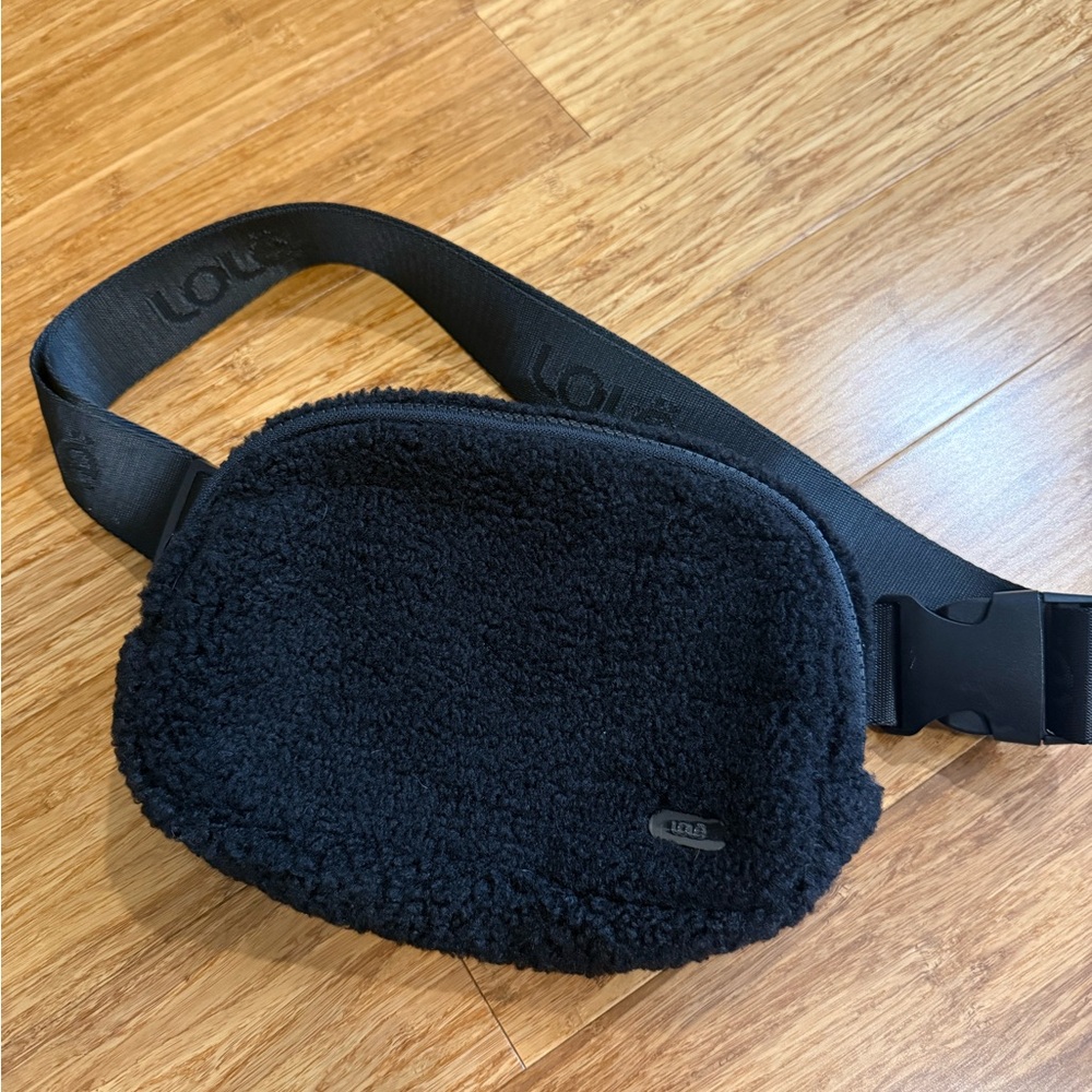NWT Lole Black Crossbody Bag